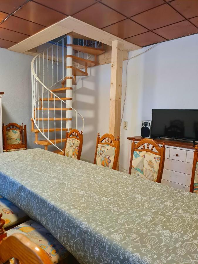 Wanderhuette Zum Bernhardsthal Villa Eksteriør bilde